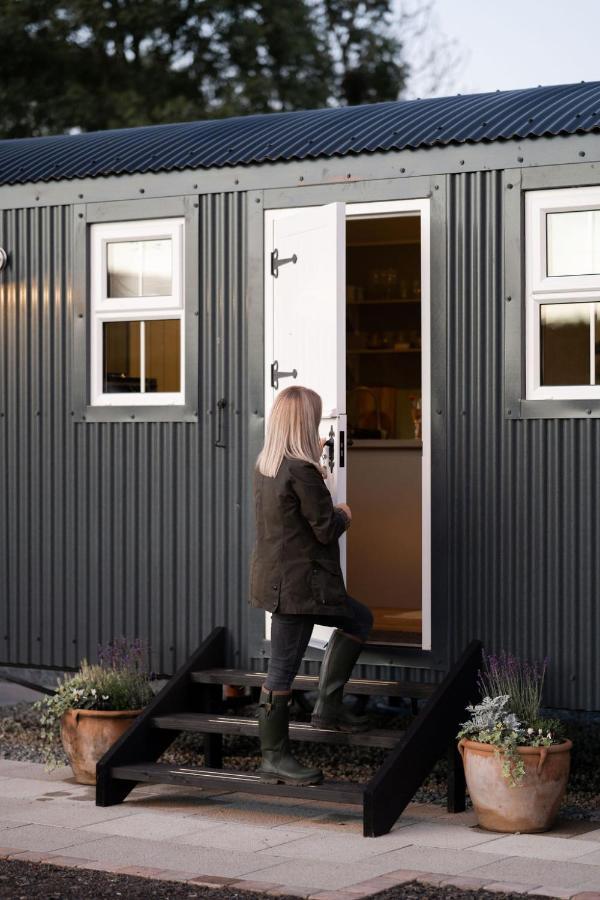 Barfield Shepherds Hut Марафелт Экстерьер фото