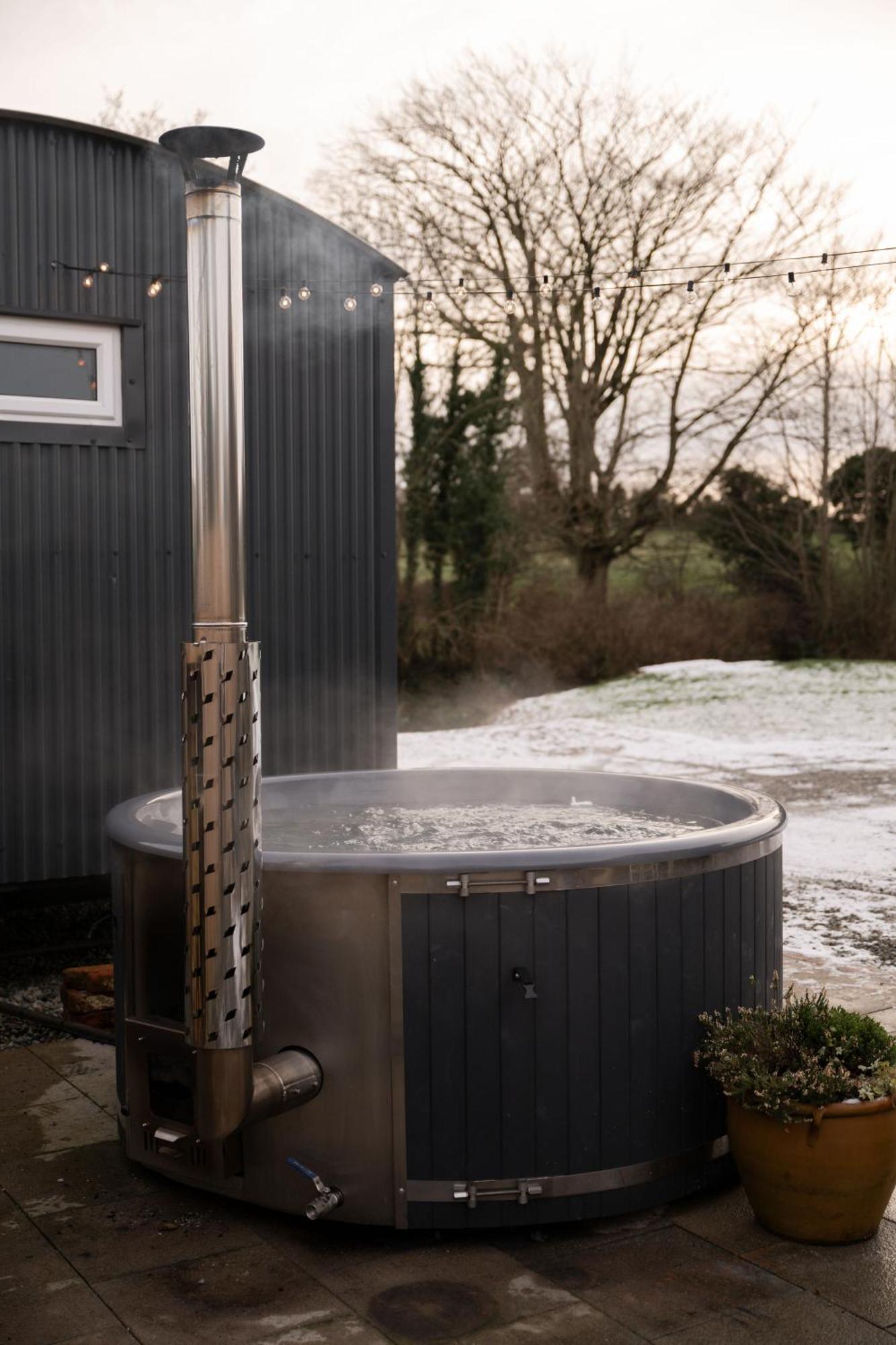 Barfield Shepherds Hut Марафелт Экстерьер фото